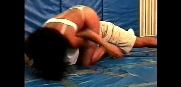  nice mixed wrestling with bodyscissors